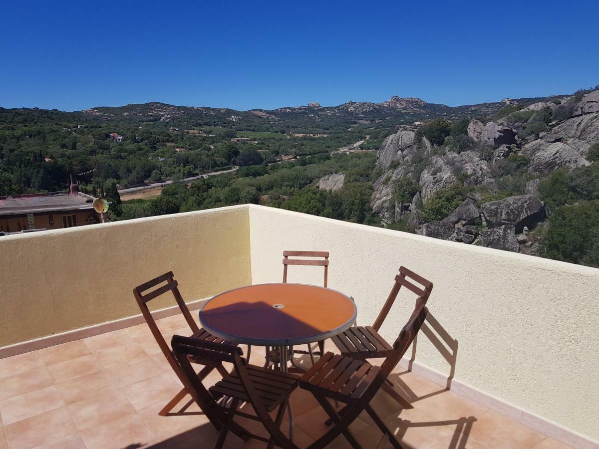 Appartamento Monte Mare Arzachena Eksteriør bilde