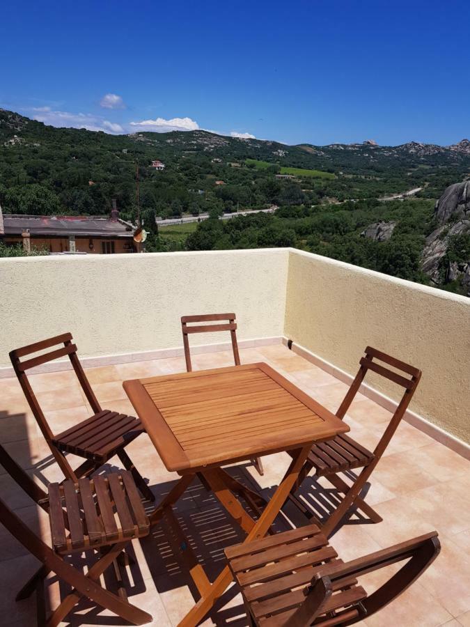 Appartamento Monte Mare Arzachena Eksteriør bilde